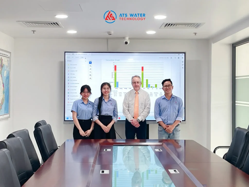 Chuyên gia PWT buổi training kỹ thuật, giới thiệu phần mềm Krystal tại ATS Water Technology