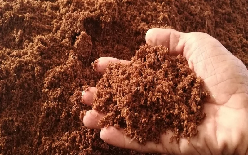 Các loại vật liệu hữu cơ khác giúp làm giảm ph của nước